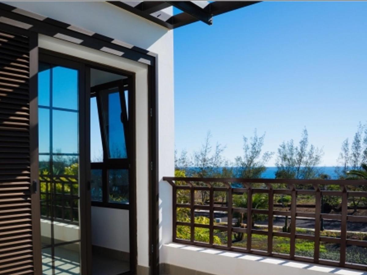 Modern Villa With Sea Views Costa Teguise Exterior foto